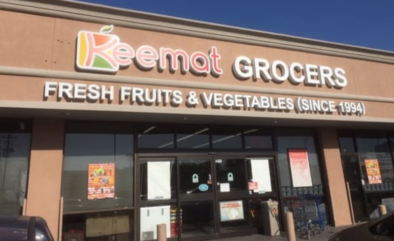 Keemat Grocers, shopping carts, Indian Grocery store