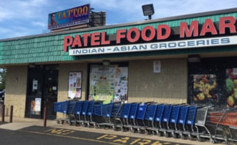 Patel Mart, Shopping carts, Browsing, Indian Grocery store