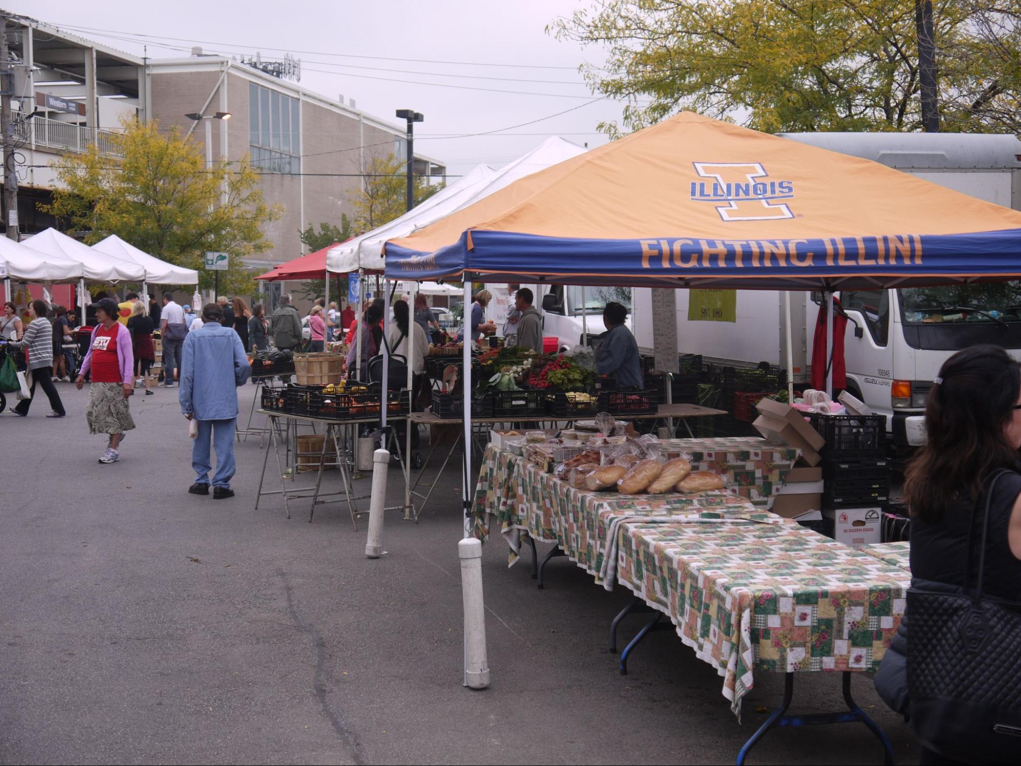 Lincoln Park Farmers Market Guide [2023]: Hours, Location  & More