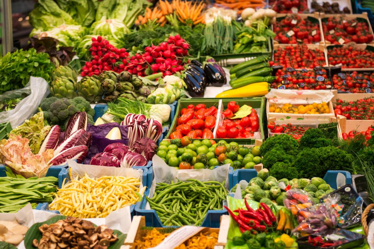 A picture of vegetable section at El Mercado Super Fresno CA